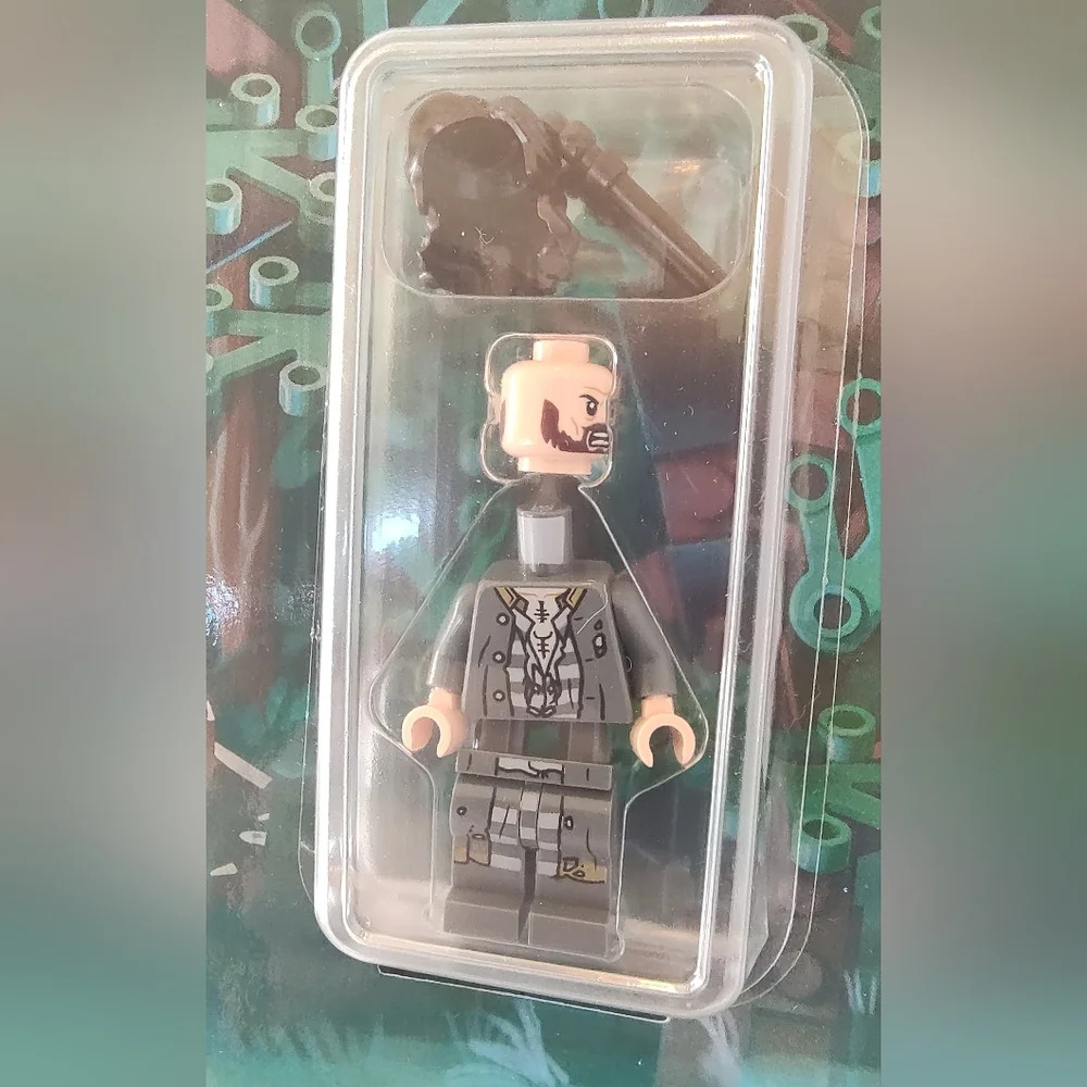 Lego Harry Potter Wizarding World Activity Book with Minifigure Sirius Black NWT - Picture 2 of 2